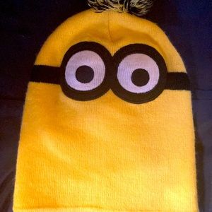 CUTE MINION TOBOGGAN W/POM POM - EUC